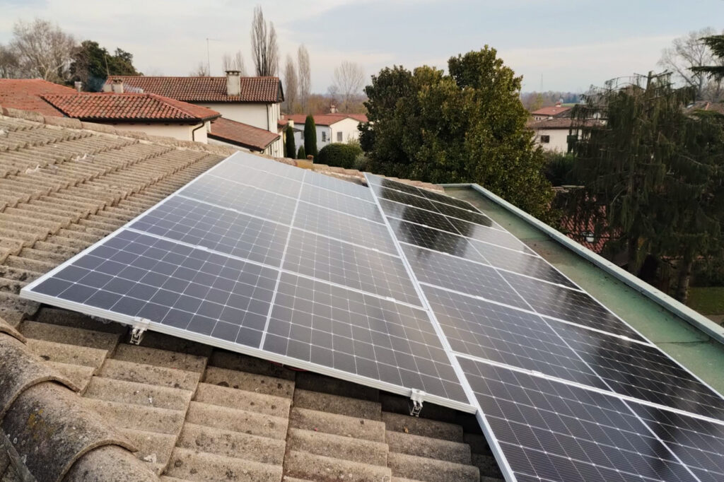 foto impianto fotovoltaico domestico di vicenza provincia